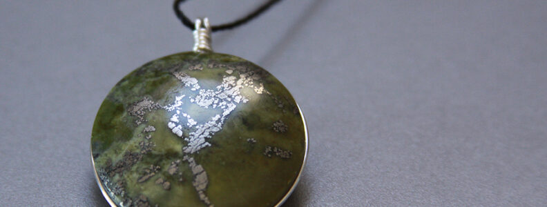 jade-necklace-new-zealand